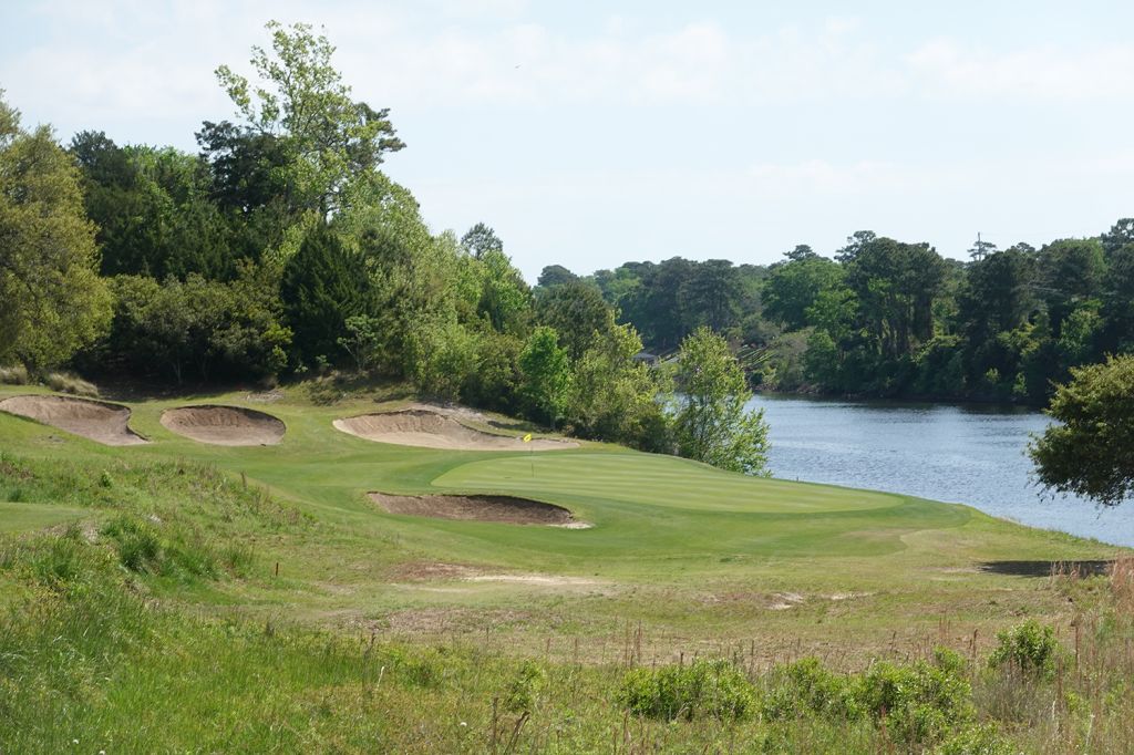 Barefoot Resort (Norman)